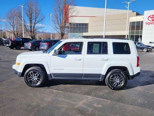 2016 Jeep Patriot Sport