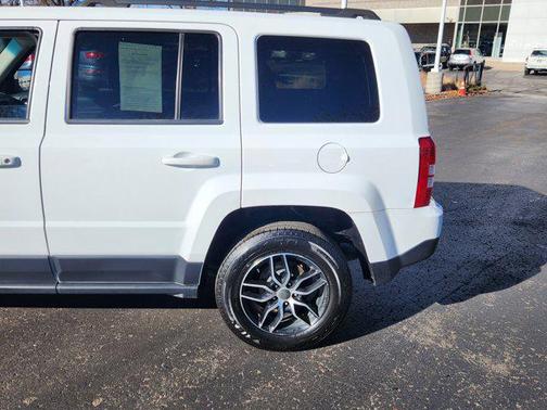 2016 Jeep Patriot Sport