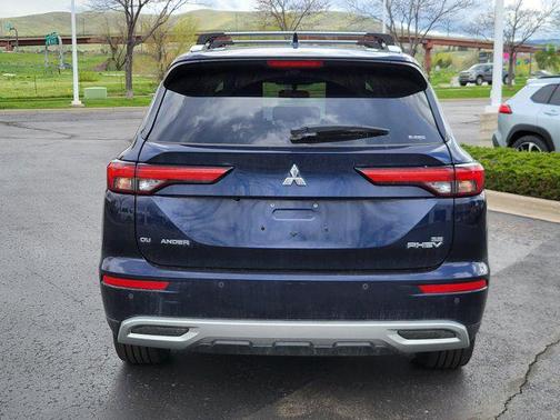 2023 Mitsubishi Outlander PHEV SE S-AWC