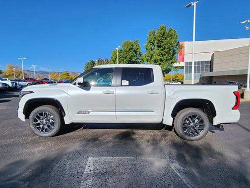 2026 Toyota Tundra Hybrid Platinum
