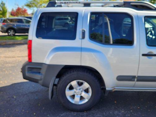 2012 Nissan Xterra S