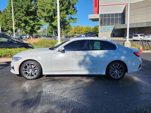 2021 BMW 330 xDrive