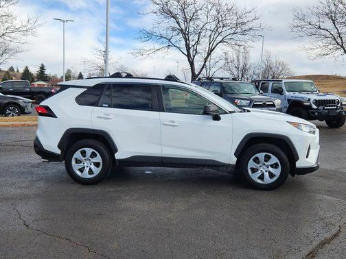 2019 Toyota RAV4 LE