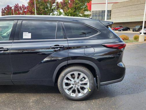 2025 Toyota Highlander Limited