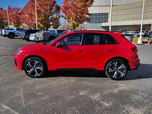 2024 Audi Q3 45 S line Premium Plus