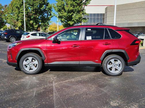 2025 Toyota RAV4 Hybrid LE