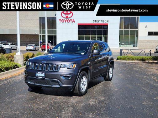2019 Jeep Grand Cherokee Laredo