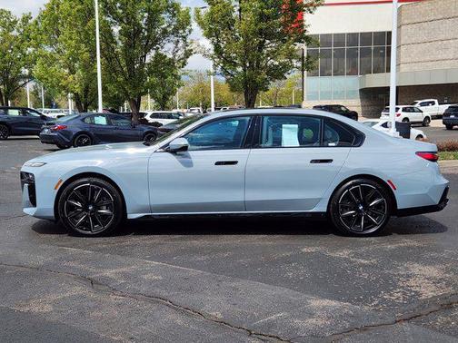 Brooklyn Grey Metallic 2023 BMW 760 i xDrive