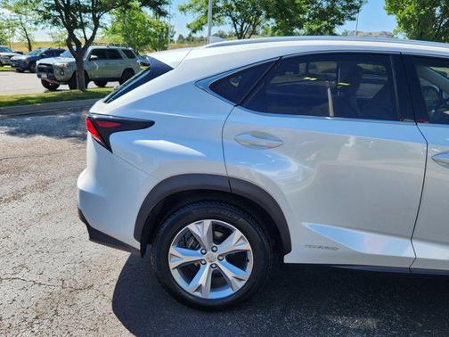 2017 Lexus NX 300h Base