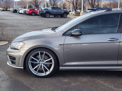 2017 Volkswagen Golf R 2.0T Manual