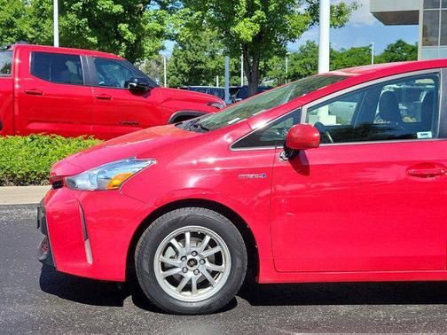 2017 Toyota Prius v Four