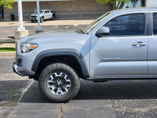 Silver Sky Metallic 2018 Toyota Tacoma TRD Off Road