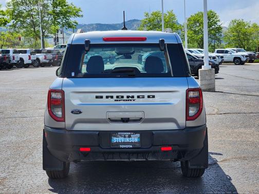 Iconic Silver Metallic 2021 Ford Bronco Sport Base