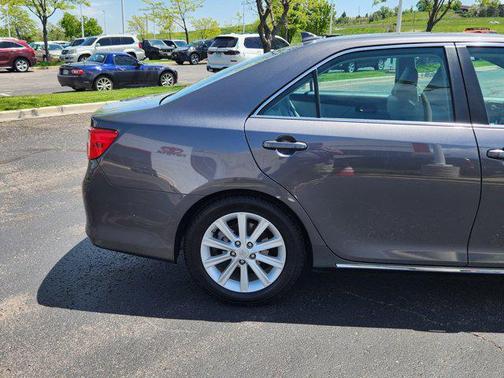 2013 Toyota Camry Hybrid XLE