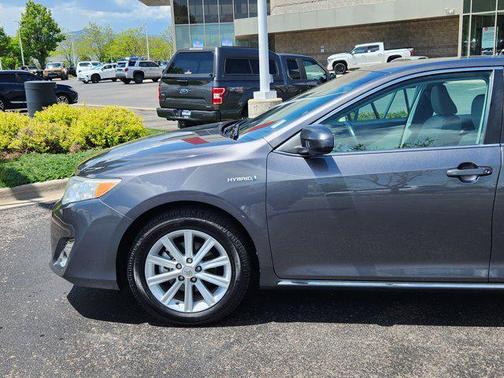 2013 Toyota Camry Hybrid XLE