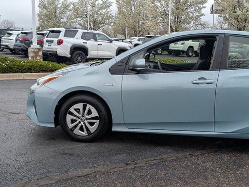 2017 Toyota Prius Four