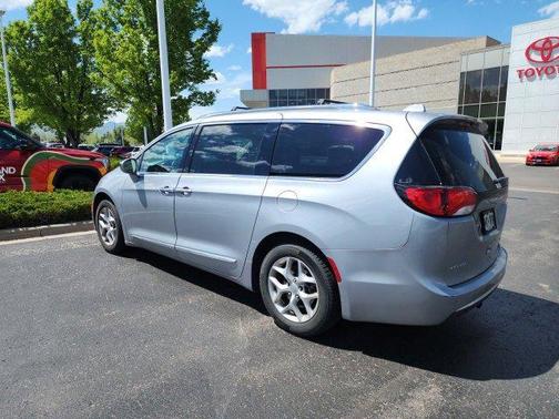 2019 Chrysler Pacifica Limited