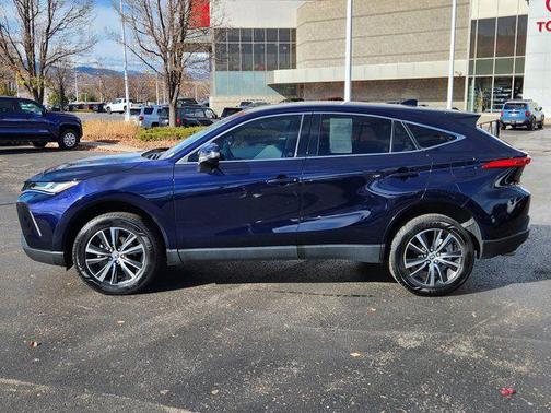 2023 Toyota Venza LE