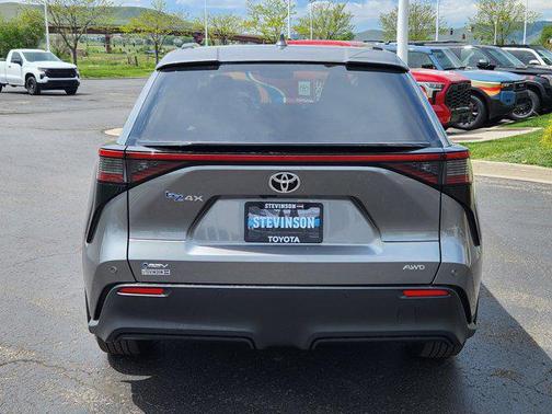 2025 Toyota bZ4X XLE