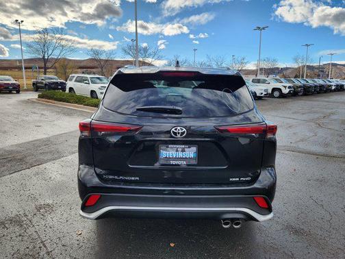 2026 Toyota Highlander XSE