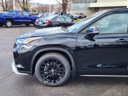 2026 Toyota Highlander XSE