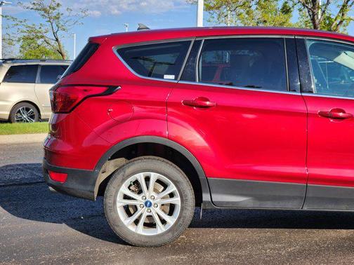 Ruby Red 2019 Ford Escape SE