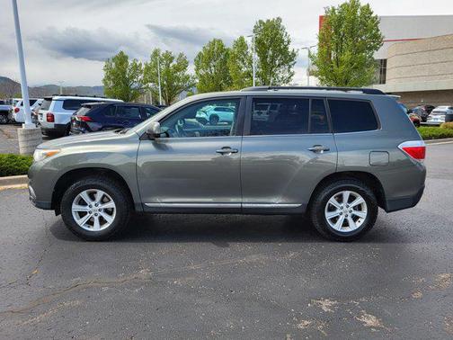 2011 Toyota Highlander SE