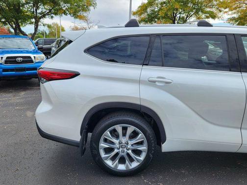 2023 Toyota Highlander Limited