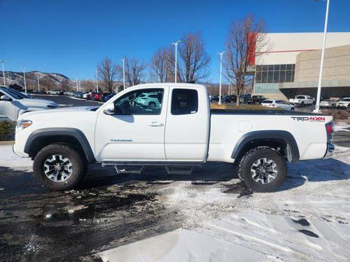 2023 Toyota Tacoma TRD Off Road