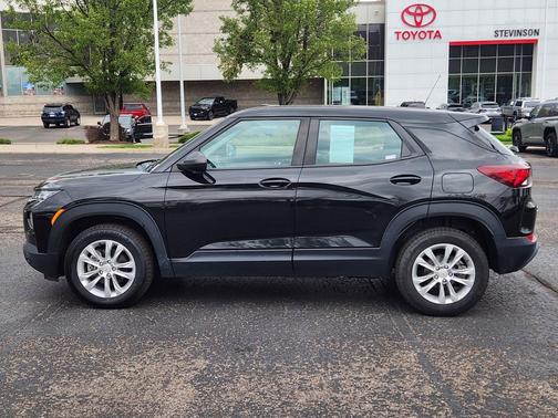 Mosaic Black Metallic 2021 Chevrolet Trailblazer LS