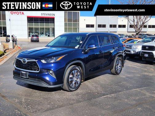 2022 Toyota Highlander XLE