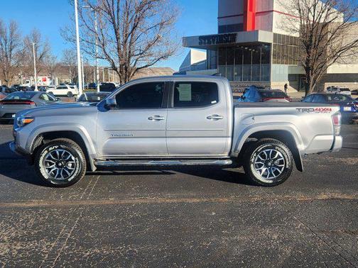 2021 Toyota Tacoma TRD Sport