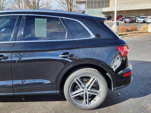 2018 Audi SQ5 3.0T Premium Plus