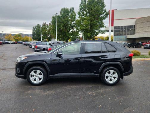 2019 Toyota RAV4 Hybrid XLE