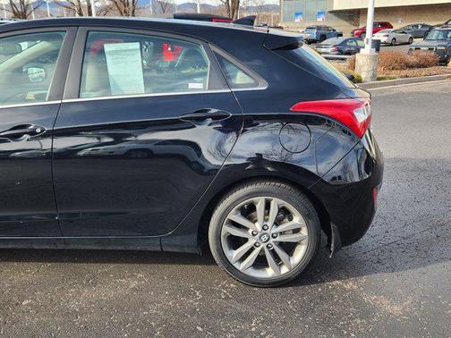 2016 Hyundai Elantra GT Base