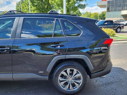 2024 Toyota RAV4 Hybrid XLE Premium