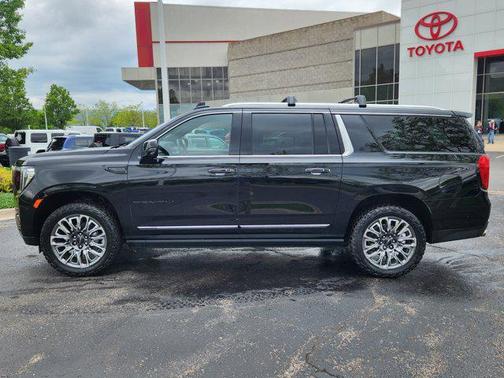 2024 GMC Yukon XL Denali Ultimate