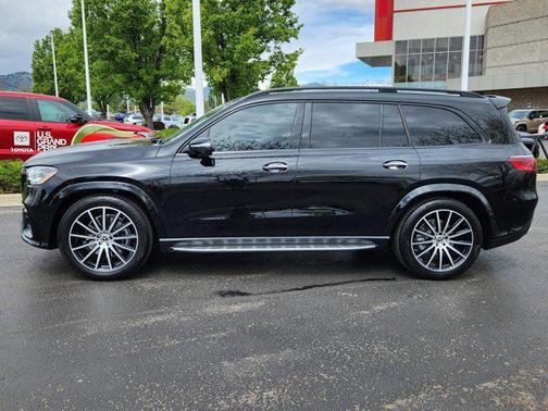 2025 Mercedes-Benz GLS 580 4MATIC