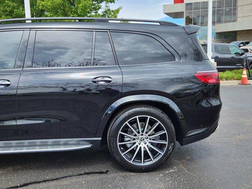 2025 Mercedes-Benz GLS 580 4MATIC