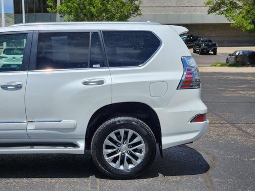 Starfire Pearl 2015 Lexus GX 460 Luxury