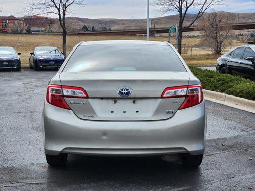 2014 Toyota Camry Hybrid LE