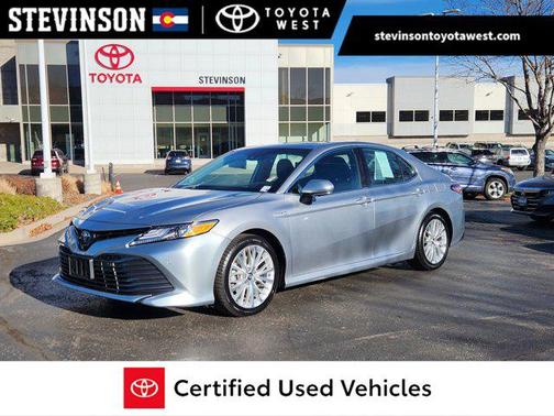 2019 Toyota Camry Hybrid XLE