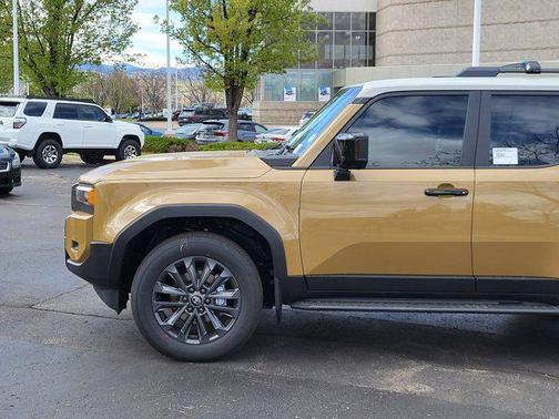 2025 Toyota Land Cruiser Base