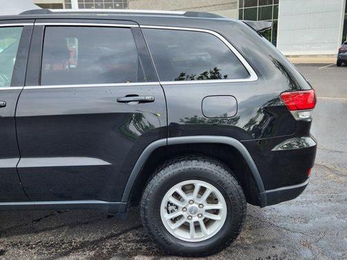 2020 Jeep Grand Cherokee Laredo