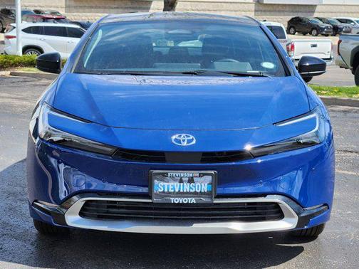 2025 Toyota Prius L