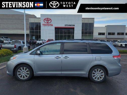 2013 Toyota Sienna XLE