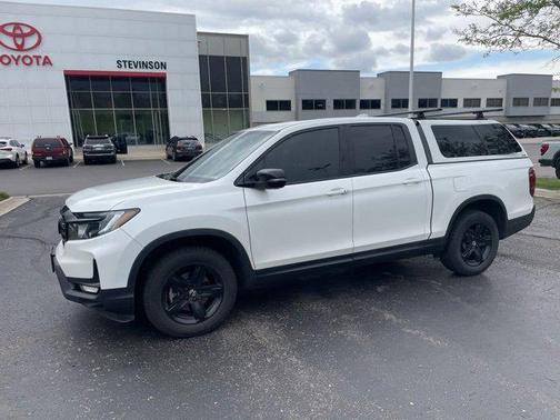 2021 Honda Ridgeline Black