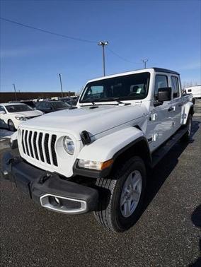 2023 Jeep Gladiator Sport S