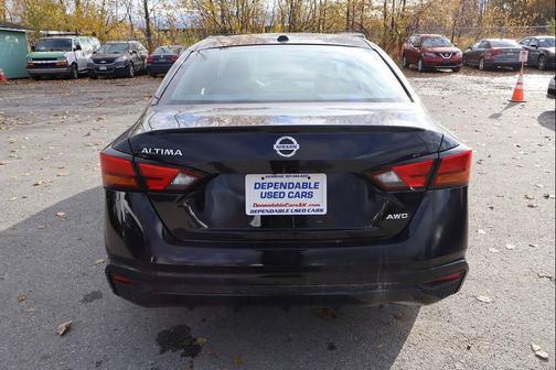 2021 Nissan Altima 2.5 SV