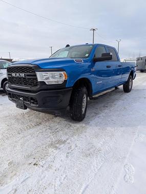 2020 RAM 3500 Tradesman 4x4 4dr Crew Cab 8 ft. LB SRW Pickup